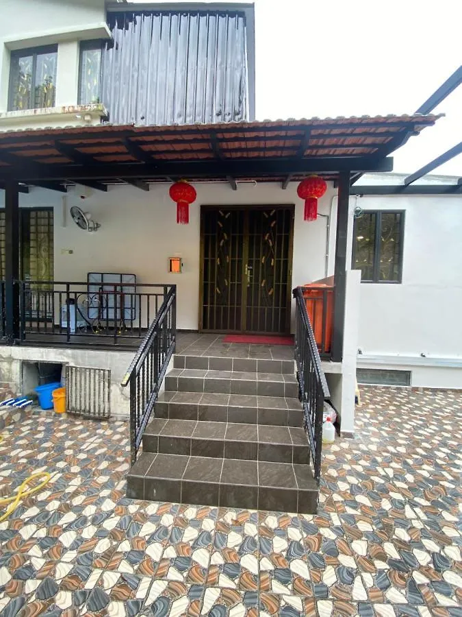 15Pax 3 Bedroom Kids Swimming Pool, Pool Table, Bbq Near Spice Arena, Airport Penang Bayan Lepas